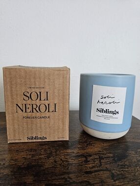 Siblings Soli Neroli Blue Ceramic Candle | 8 Oz